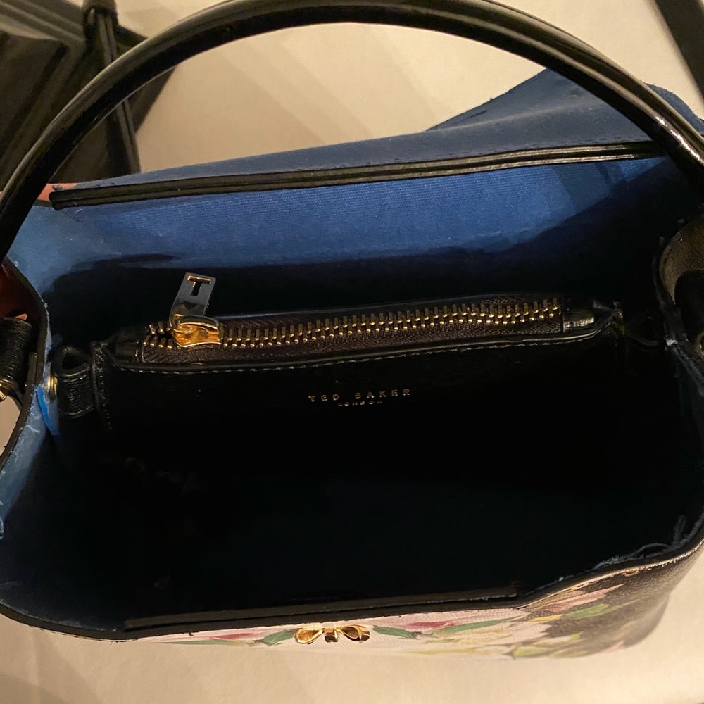 🎀🎀TED BAKER Baila Shoulder Bag🎀🎀 - Picture 7 of 8